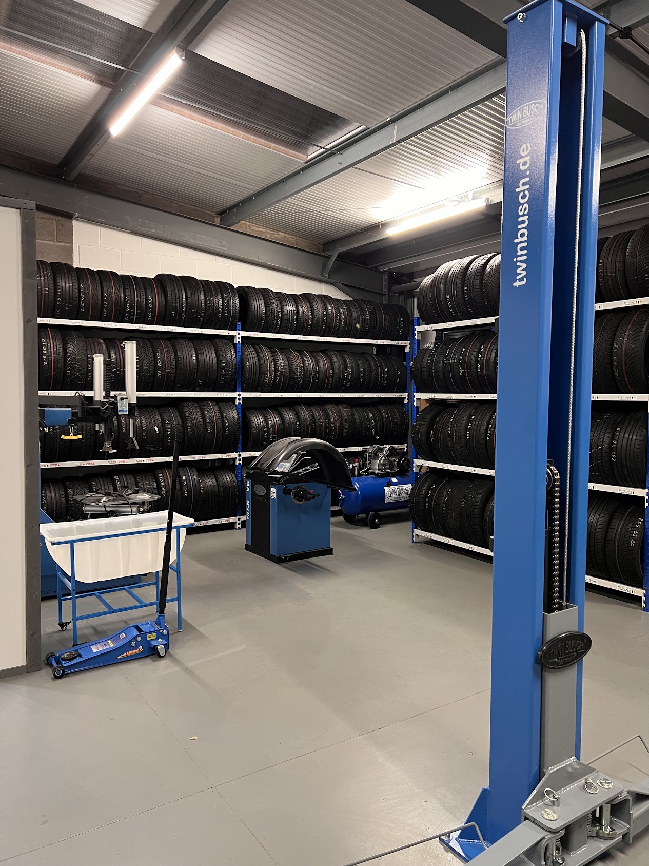 Tyre storage and fitting area
